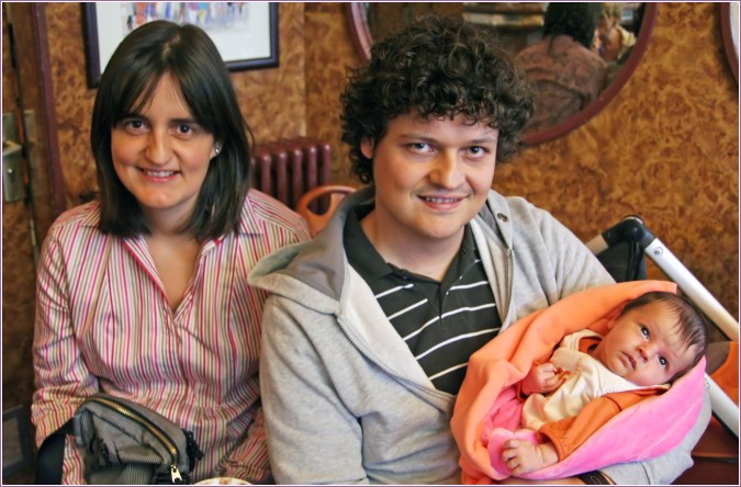 los tres